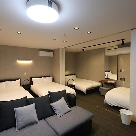 White Crystal Roomb 후쿠오카 외부 사진